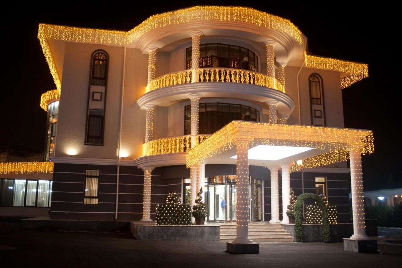 Отель Donatello Boutique Hotel Алматы-18