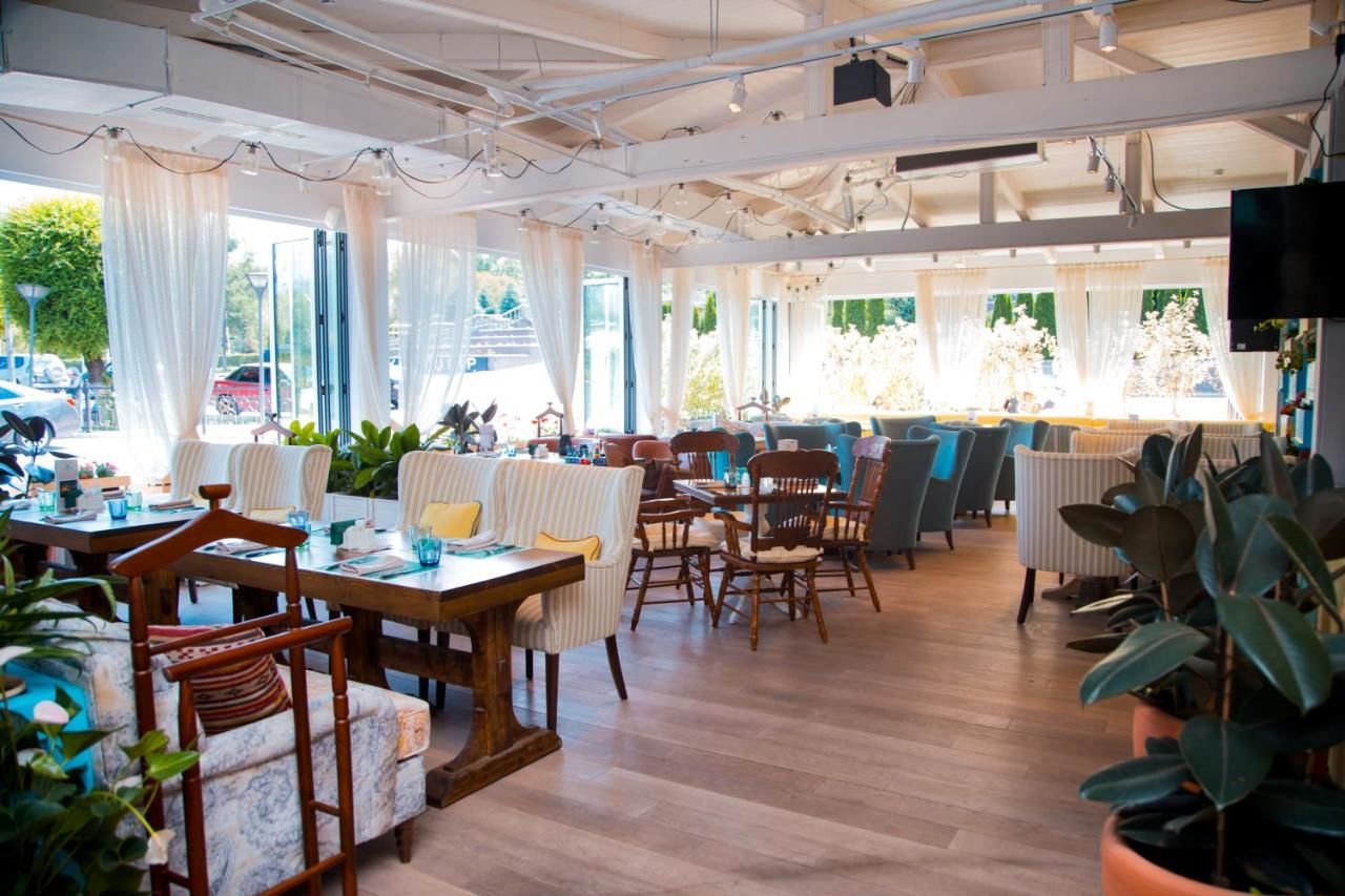 Отель Donatello Boutique Hotel Алматы-22