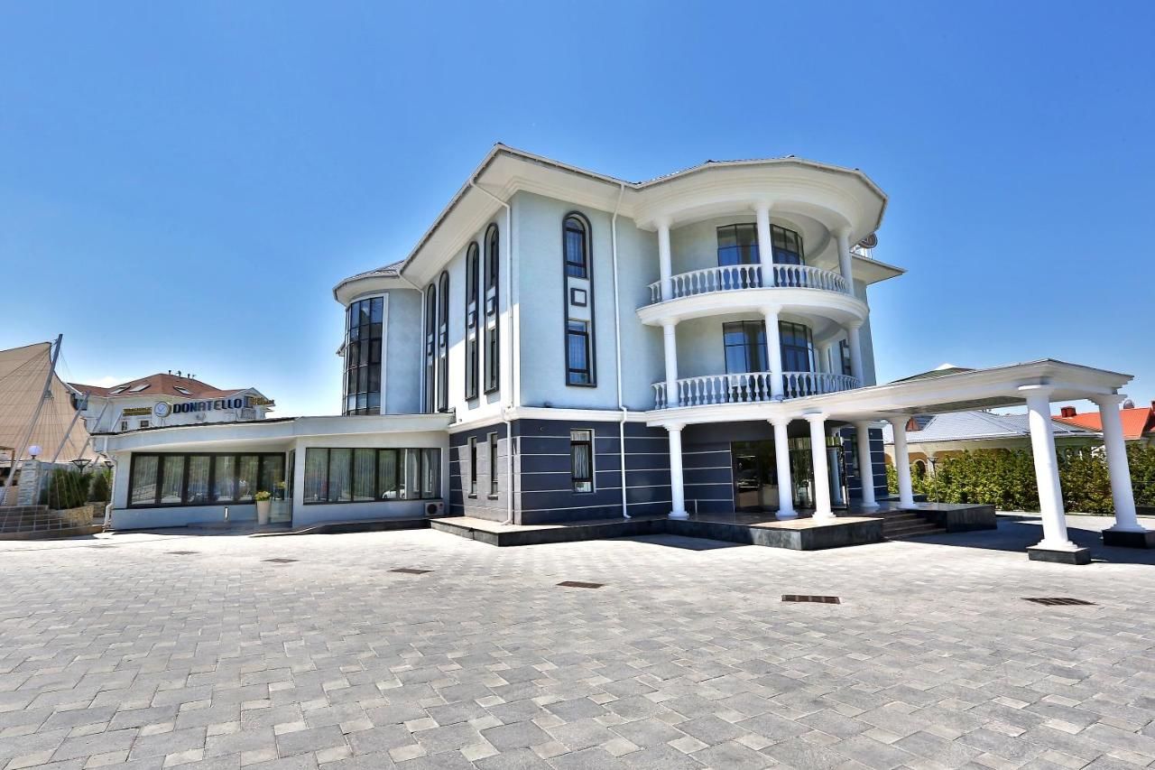Отель Donatello Boutique Hotel Алматы-28