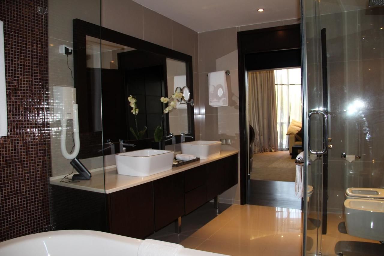 Отель Donatello Boutique Hotel Алматы-40